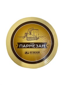 Сыр полутвердый "Пармезан" 40% цилиндр 1/4, пленка прозрачная ЮКМП УТ-00000297